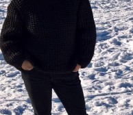Crn pulover 1